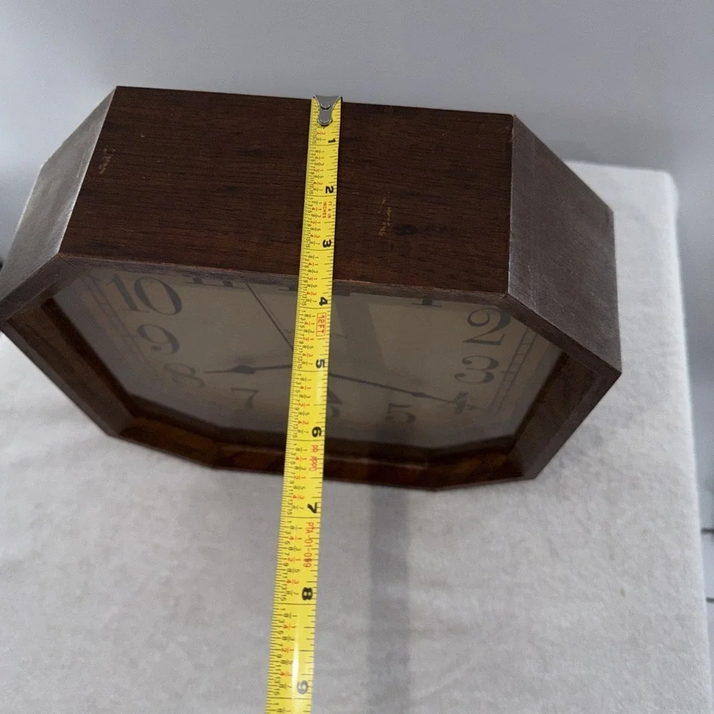 Harris & Mallow Vintage Verichron Quartz Wood Wall Clock Octagonal MCM USED